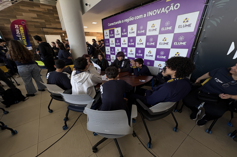 Estudantes de Itajaí criam soluções tecnológicas para a The Ocean Race 2027 em hackathon do Itajaí + Tec