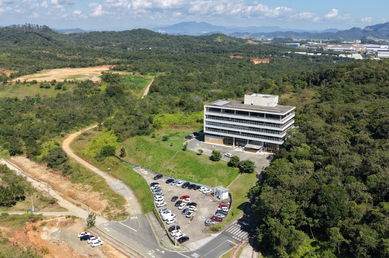 Condefesa reúne base industrial de defesa em Itajaí com Marinha, FIESC e Sebrae
